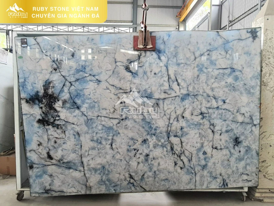 QUARTZ | CRISTALLO BLUE